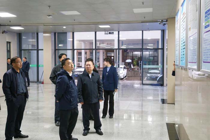 fa7841aa83e14cda981e918b1cde8938.jpg fa7841aa83e14cda981e918b1cde8938.jpg