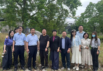 拥抱生态画卷 凝聚奋进力量——科研处教职工赴四季榴园开展工会春游实践活动